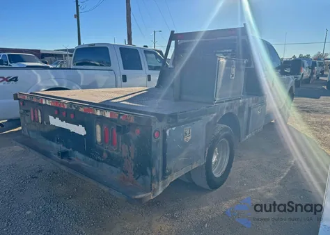 2013 Ford F350 Super Duty z USA, uszkodzony, nr VIN 1FD8X3H61DEB80652